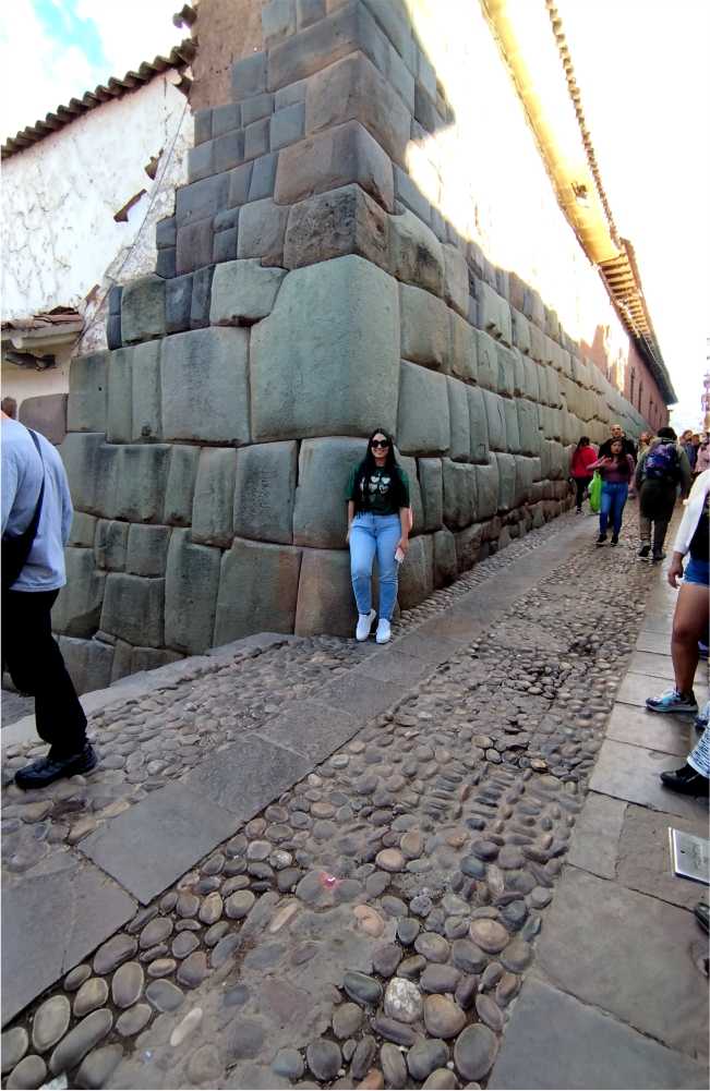 piedra de 12 ángulos