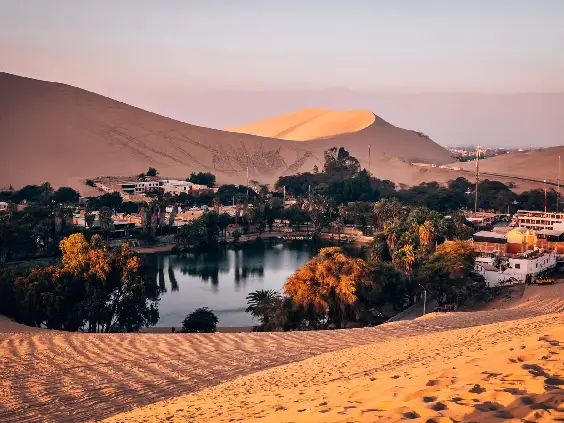 atardecer en huacachina