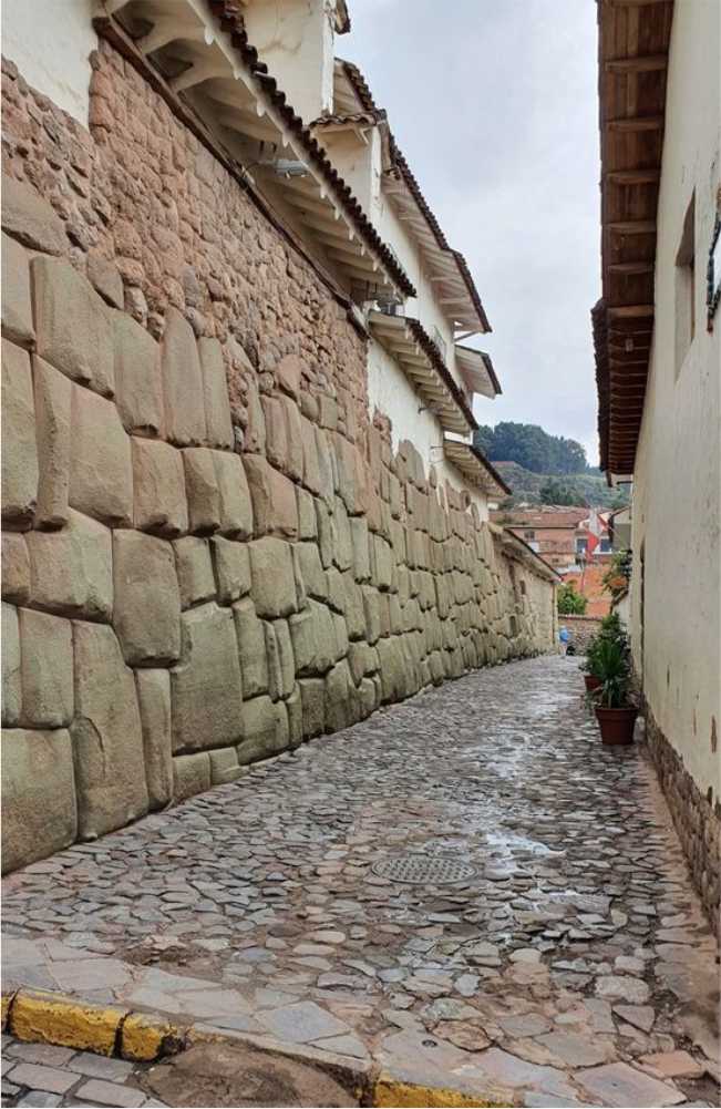 piedra de 12 ángulos