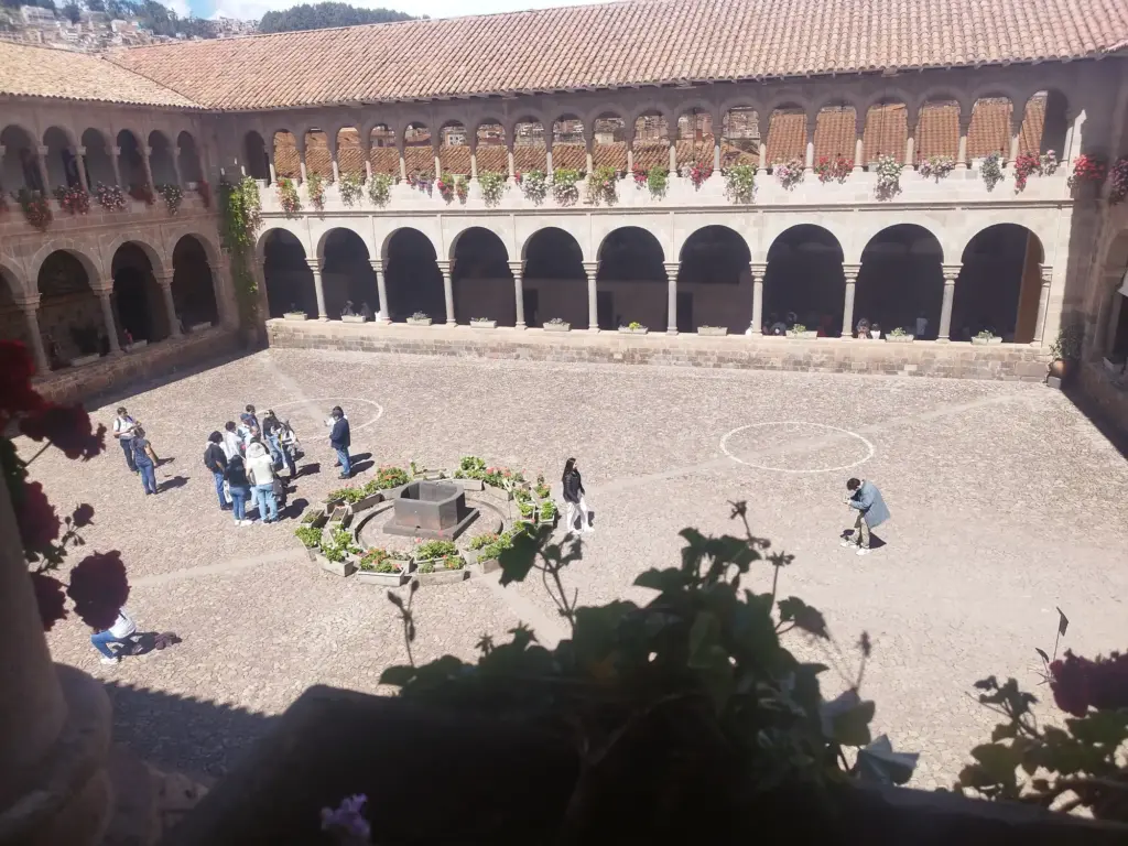 patio de qoricancha