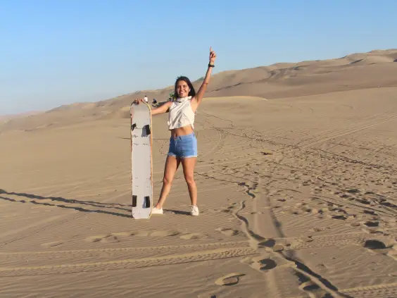 sandboarding en huacachina